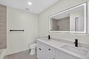 8213 Rose Marie Ave W, Boynton Beach, FL 33472 - Photo 27