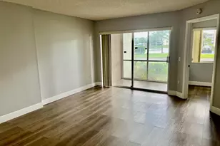 7713 Trent Dr, Tamarac, FL 33321 - Photo 7