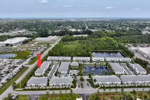 2401 SE Tarvest Wy, Stuart, FL 34997 - Photo 47