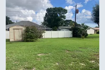 1625 SE Grapeland Avenue, Port Saint Lucie, FL 34952 - Photo 11
