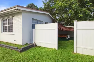 3907 SW 59th Ave, West Park, FL 33023 - Photo 27