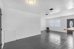 3907 SW 59th Ave, West Park, FL 33023 - Photo 11