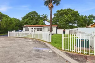 3907 SW 59th Ave, West Park, FL 33023 - Photo 5