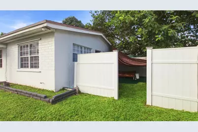 3907 SW 59th Avenue #1, West Park, FL 33023 - Photo 23