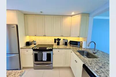 2350 NE 14th Causeway #703, Fort Lauderdale, FL 33062 - Photo 11
