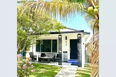 617 N D Street, Lake Worth Beach, FL 33460 - Photo 1