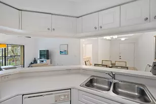 2725 Anzio Ct, Palm Beach Gardens, FL 33410 - Photo 11