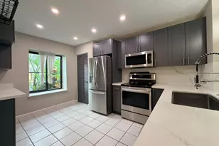 9346 NW 49th Pl, Sunrise, FL 33351 - Photo 11