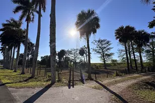 1977 E Main St, Pahokee, FL 33476 - Photo 5