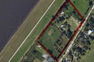 1977 E Main St, Pahokee, FL 33476 - Photo 1