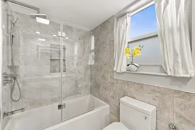 3980 Oaks Clubhouse Drive #212, Pompano Beach, FL 33069 - Photo 11