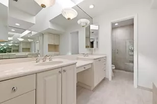 1013 Shady Lakes Cir, Palm Beach Gardens, FL 33418 - Photo 23