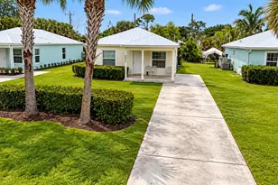 4837 SE Isabelita Ave, Stuart, FL 34997 - Photo 1