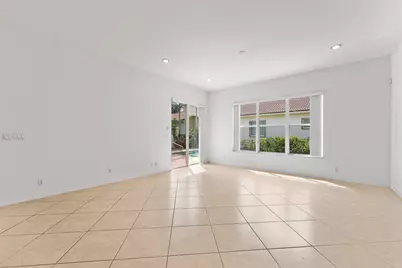 156 Isle Verde Way, Palm Beach Gardens, FL 33418 - Photo 19