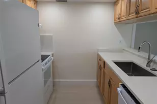 6040 Shaker Wood Cir, Tamarac, FL 33319 - Photo 3