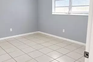 7221 Venetian St, Miramar, FL 33023 - Photo 9