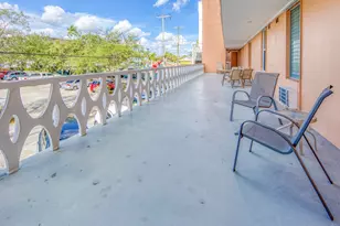 15 S Golfview Rd, Lake Worth, FL 33460 - Photo 21