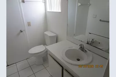 10466 Sunrise Lakes Boulevard #301, Sunrise, FL 33322 - Photo 9