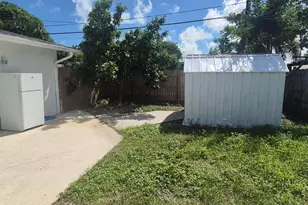 432 Forest Hill Blvd, West Palm Beach, FL 33405 - Photo 19
