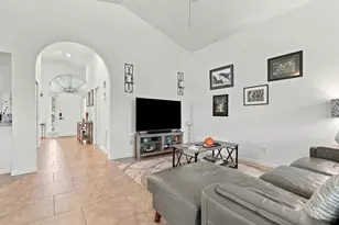 442 SW Fairway Vista, Port Saint Lucie, FL 34986 - Photo 7