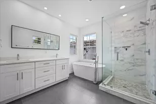 651 Castle Dr, Palm Beach Gardens, FL 33410 - Photo 27
