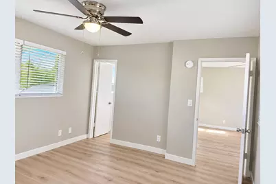325 NW 25th Street #3, Wilton Manors, FL 33311 - Photo 11
