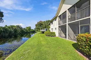 717 Gardens Dr, Pompano Beach, FL 33069 - Photo 25