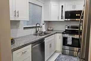15072 Ashland Pl, Delray Beach, FL 33484 - Photo 7
