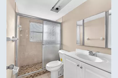 5275 NW 10th Court #401, Plantation, FL 33313 - Photo 15