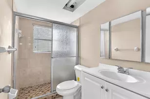 5275 NW 10th Ct, Plantation, FL 33313 - Photo 15