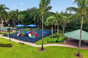1036 Grove Park Cir, Boynton Beach, FL 33436 - Photo 39