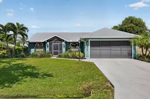 609 SE Barr St, Port Saint Lucie, FL 34984 - Photo 1