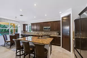 11907 SW Crestwood Cir, Port Saint Lucie, FL 34987 - Photo 9