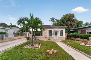 521 26th St, West Palm Beach, FL 33407 - Photo 1