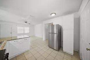 421 NE 26th Ct, Ocala, FL 34470 - Photo 5