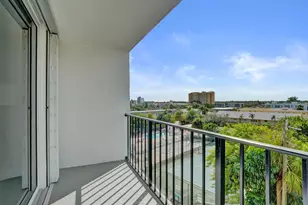 1009 N Ocean Blvd, Pompano Beach, FL 33062 - Photo 37