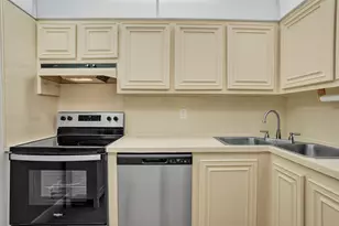 1009 N Ocean Blvd, Pompano Beach, FL 33062 - Photo 23