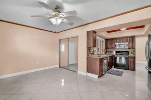7399 NW 20th Ct, Sunrise, FL 33313 - Photo 13