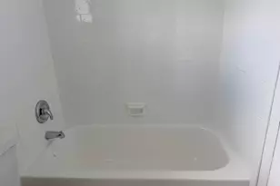 2285 NE 172nd St, North Miami Beach, FL 33160 - Photo 9