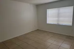 2285 NE 172nd St, North Miami Beach, FL 33160 - Photo 11