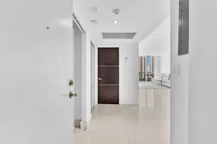 19390 Collins Ave, Sunny Isles Beach, FL 33160 - Photo 7