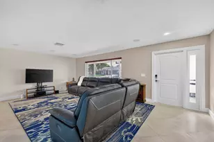 1122 SW 25th Ave, Deerfield Beach, FL 33442 - Photo 17