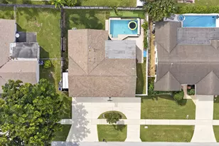 1122 SW 25th Ave, Deerfield Beach, FL 33442 - Photo 7