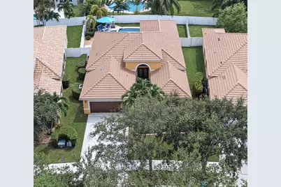 1242 Meadows Boulevard, Weston, FL 33327 - Photo 99