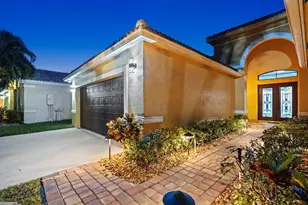 1242 Meadows Blvd, Weston, FL 33327 - Photo 13