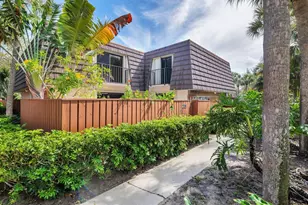 1419 14th Ct, Jupiter, FL 33477 - Photo 3