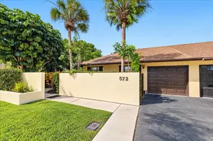 572 SW 28th Ave, Delray Beach, FL 33445 - Photo 1