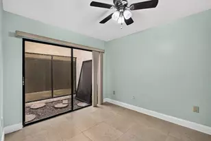 572 SW 28th Ave, Delray Beach, FL 33445 - Photo 17