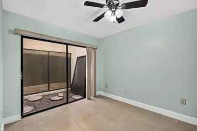 572 SW 28th Avenue, Delray Beach, FL 33445 - Photo 17
