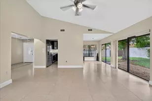 572 SW 28th Ave, Delray Beach, FL 33445 - Photo 9